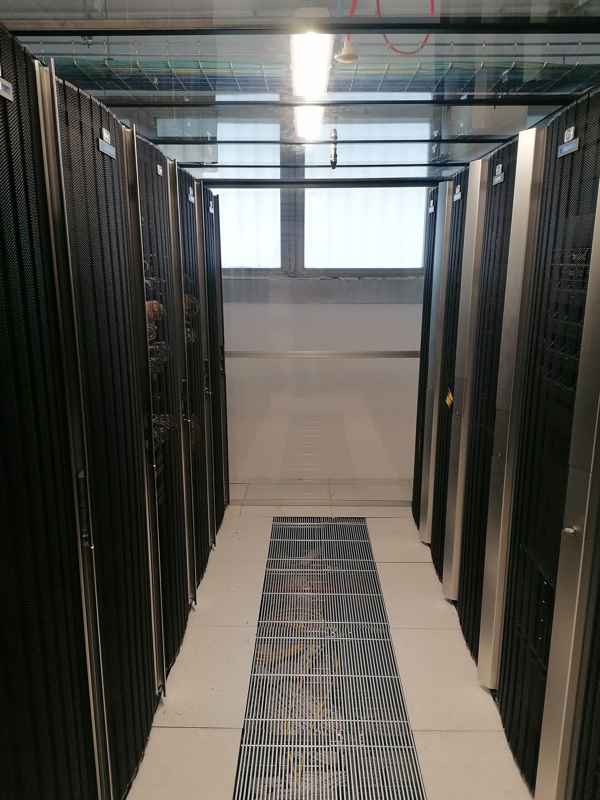 Corridoio raffrescato datacenter Corridoio raffrescato datacenter